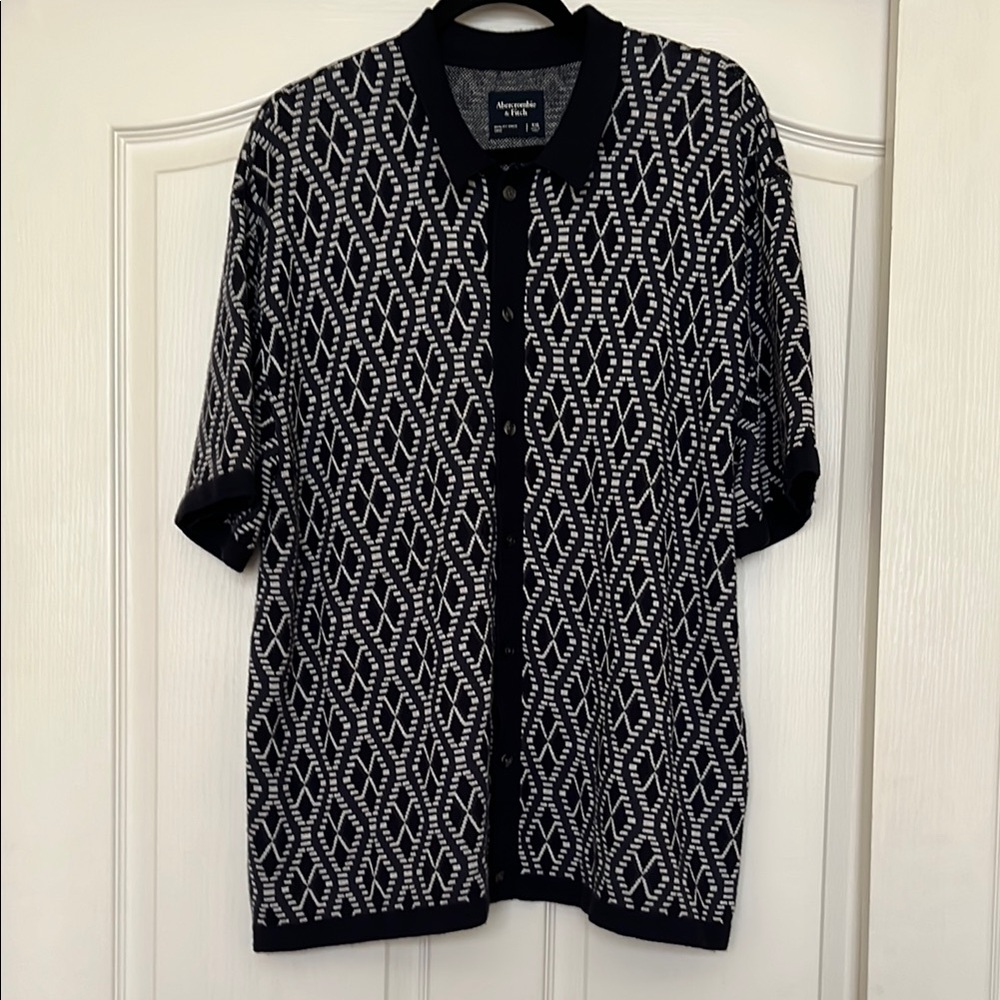Abercrombie &Fitch Dark Blue and cream Patterned Polo Shirt